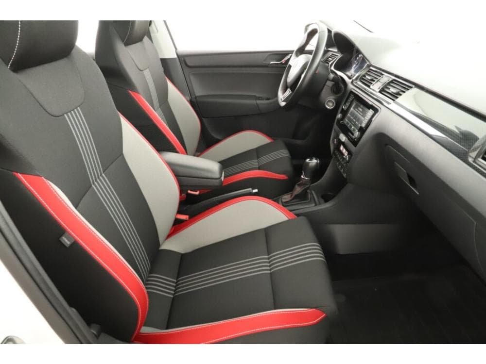 2015 Škoda RAPID - 13