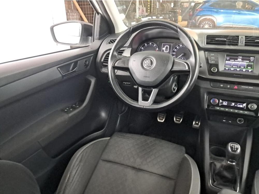 2015 Škoda FABIA - 7
