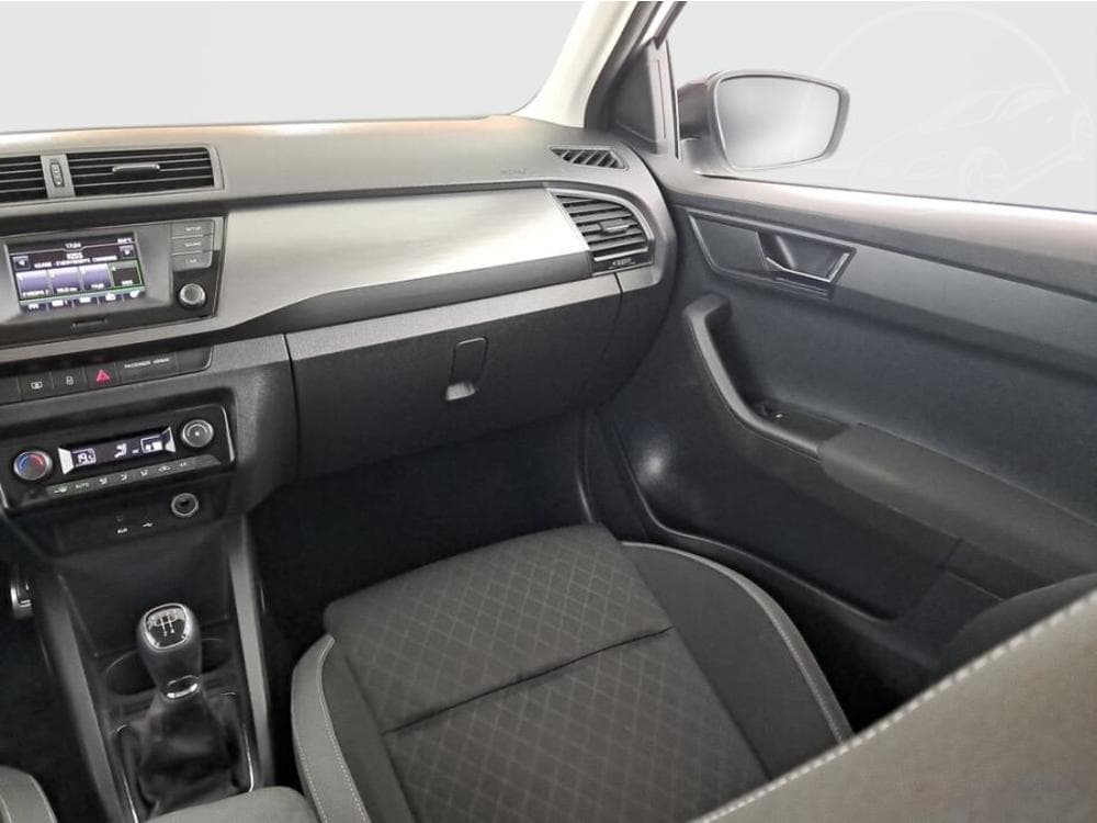 2015 Škoda FABIA - 9