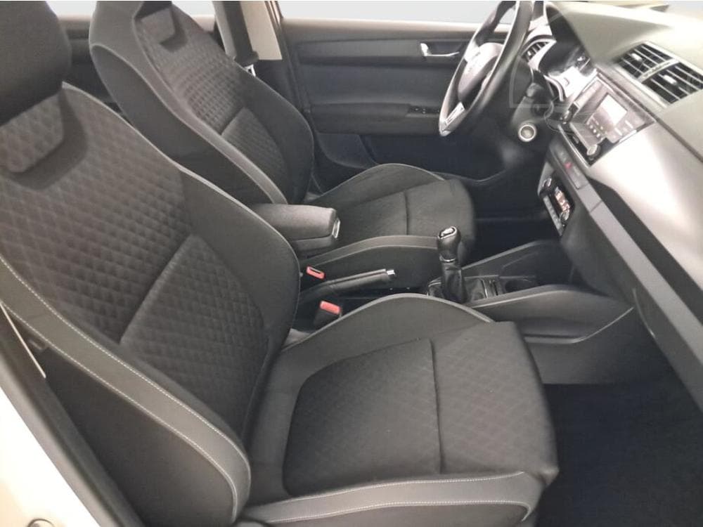2015 Škoda FABIA - 11