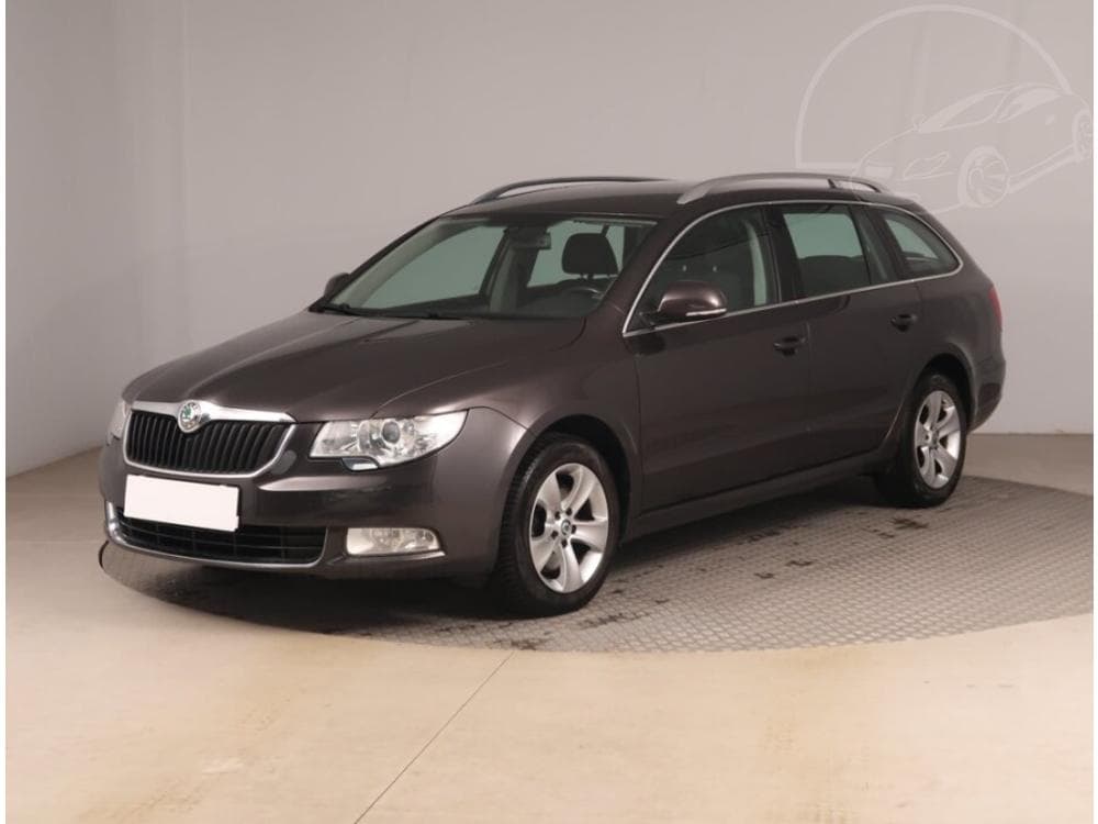 2011 Škoda SUPERB - 3