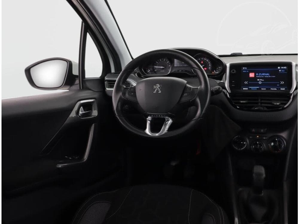 2018 Peugeot 2008 - 13