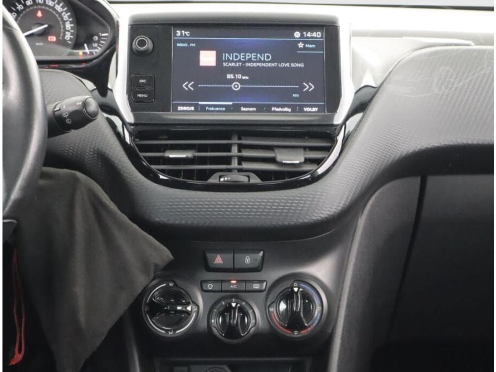 2018 Peugeot 2008 - 23