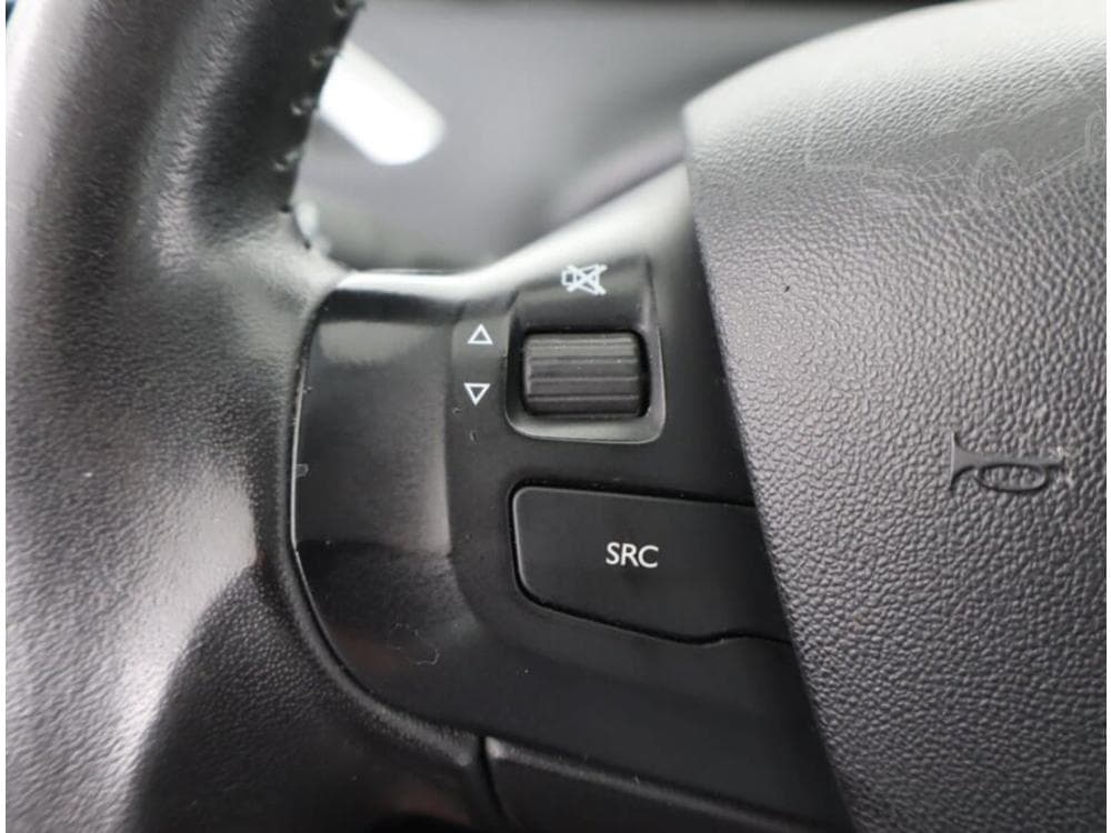 2018 Peugeot 2008 - 29
