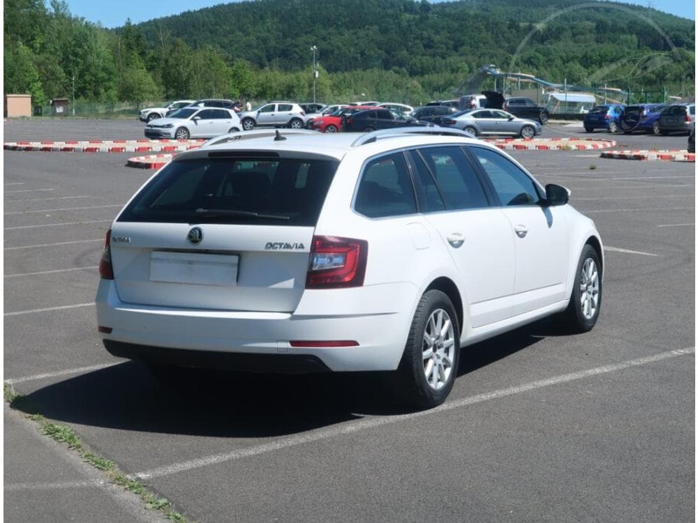 2017 Škoda OCTAVIA - 9