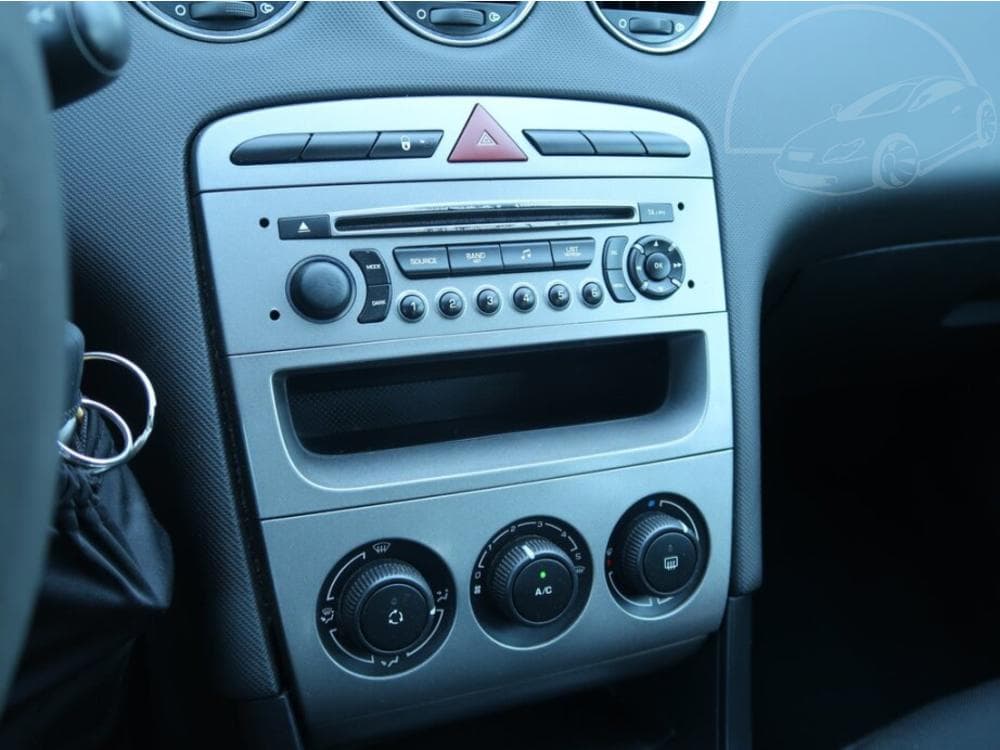 2010 Peugeot 308 - 12