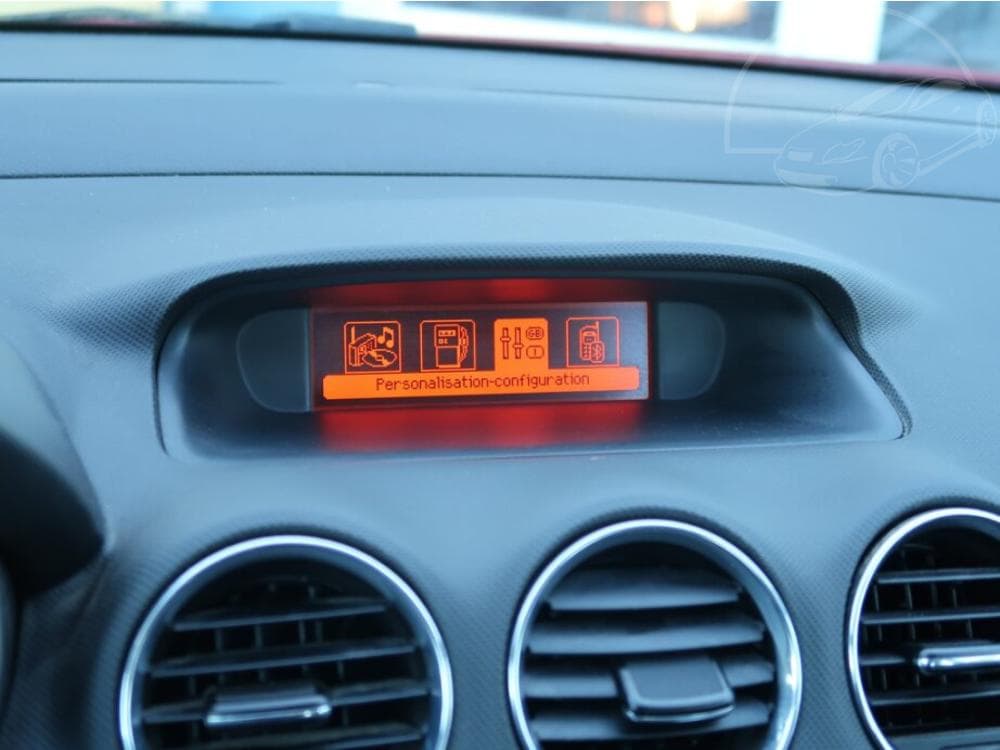 2010 Peugeot 308 - 13