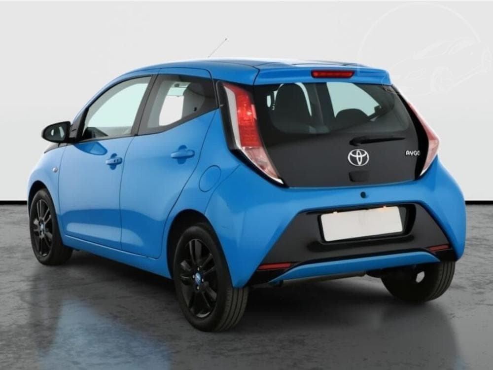 2015 Toyota AYGO - 7