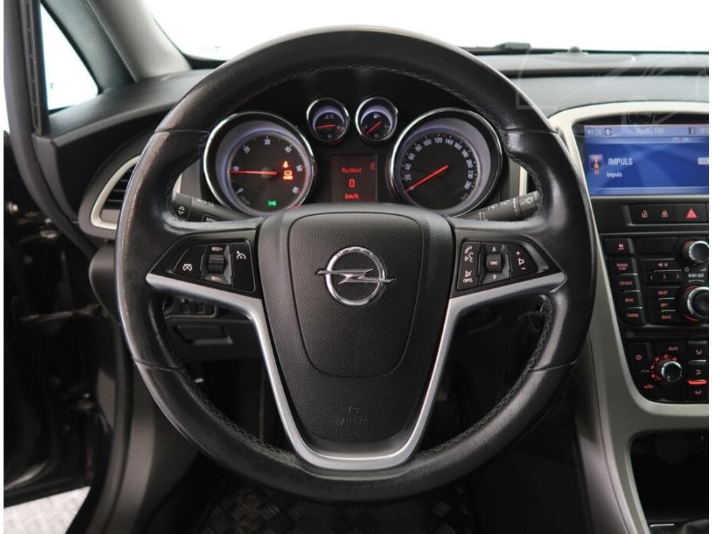 2011 Opel ASTRA - 14