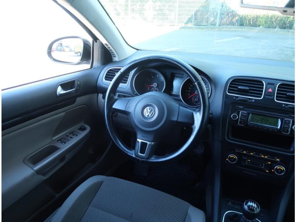 2010 Volkswagen GOLF - 7