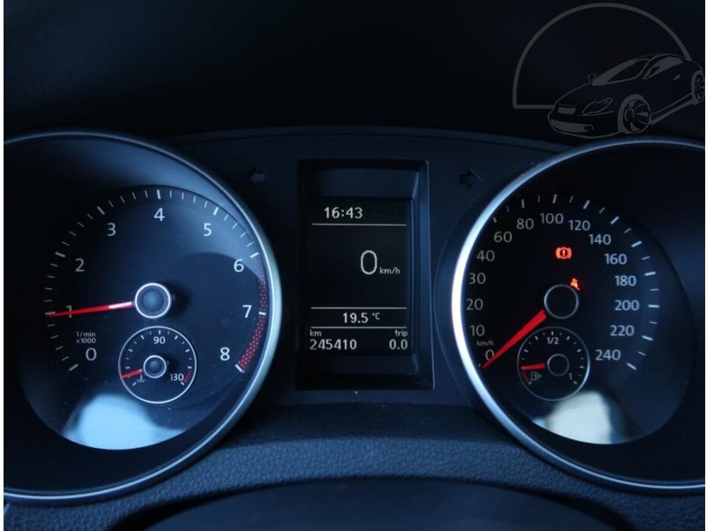 2010 Volkswagen GOLF - 11