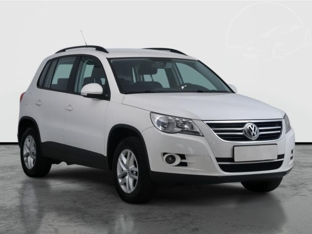 2011 Volkswagen TIGUAN