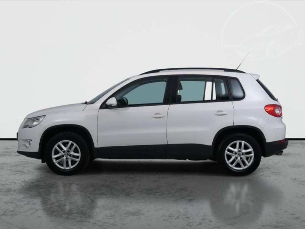 2011 Volkswagen TIGUAN - 3