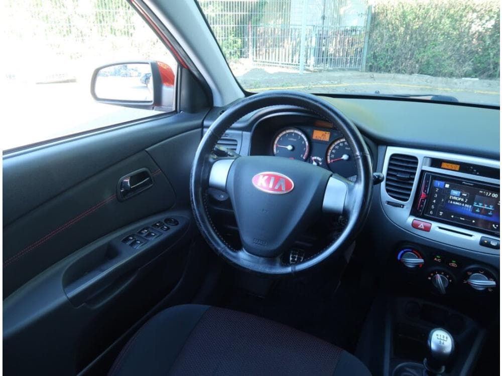 2009 Kia RIO - 19