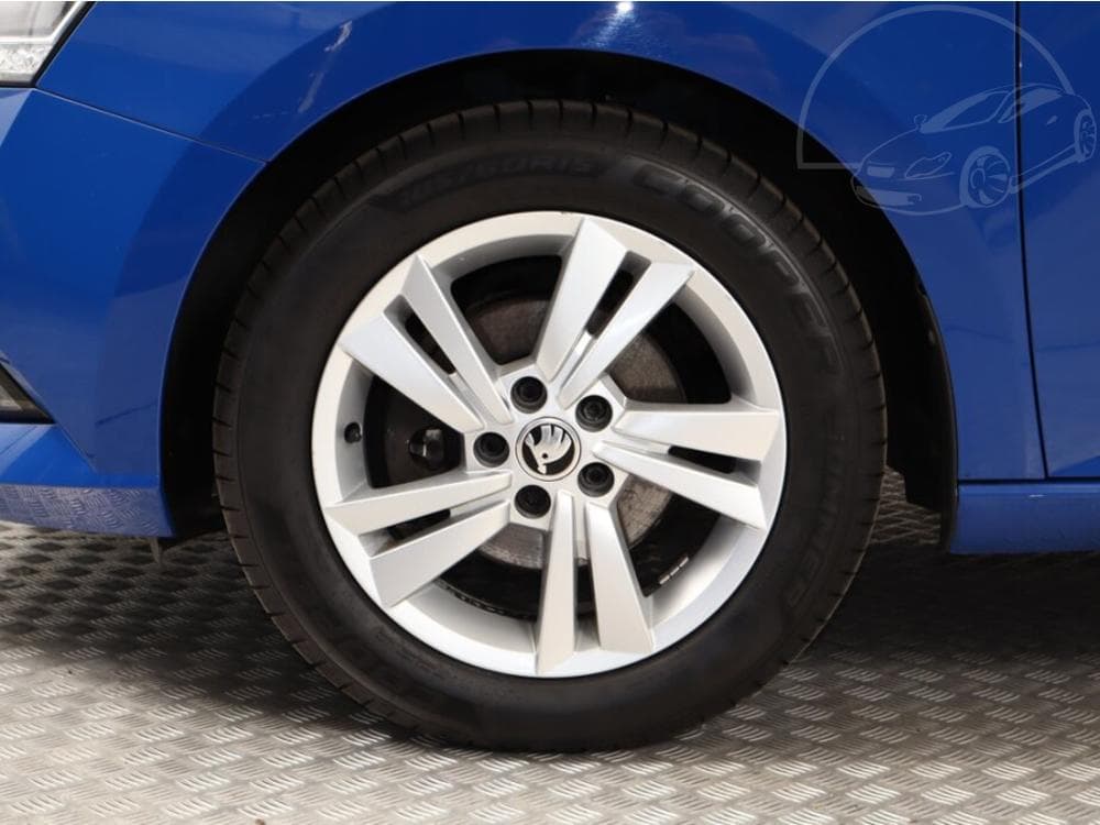 2021 Škoda FABIA - 11