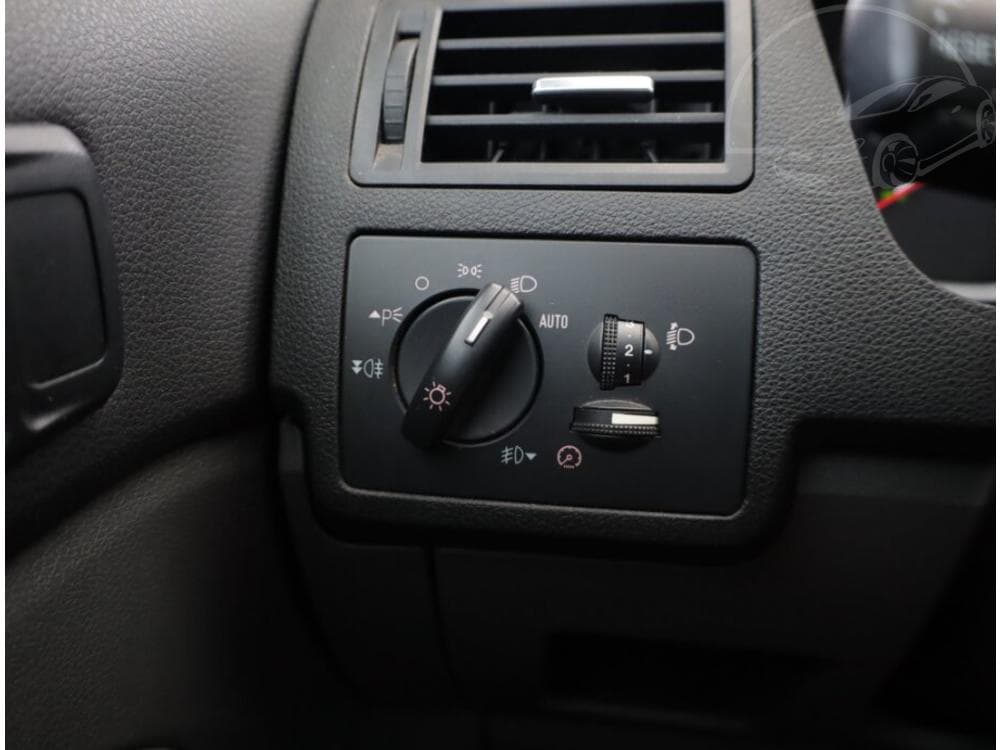 2009 Ford KUGA - 11