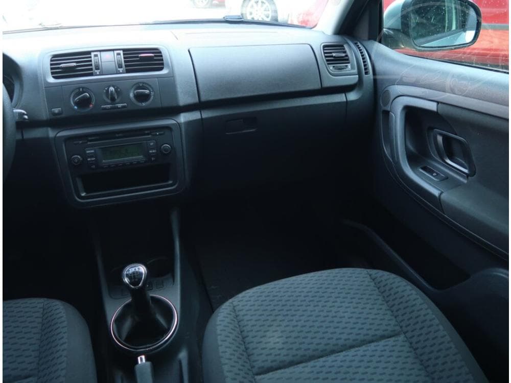 2012 Škoda FABIA - 8