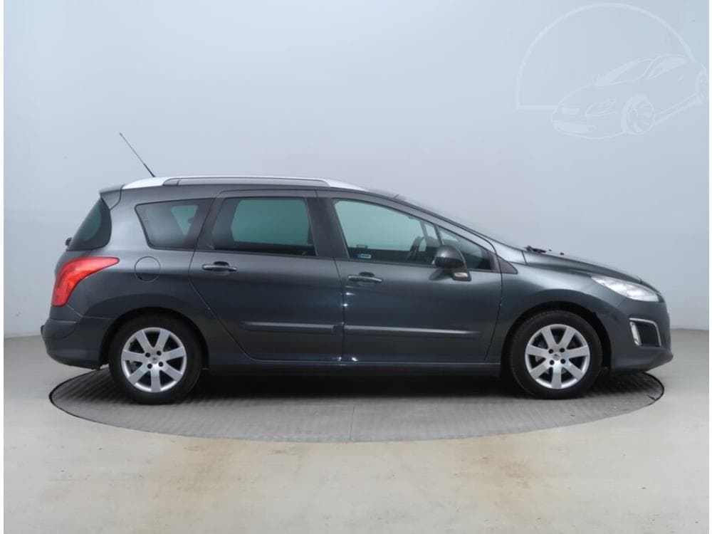 2012 Peugeot 308 - 6
