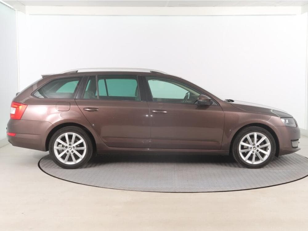 2013 Škoda OCTAVIA - 11