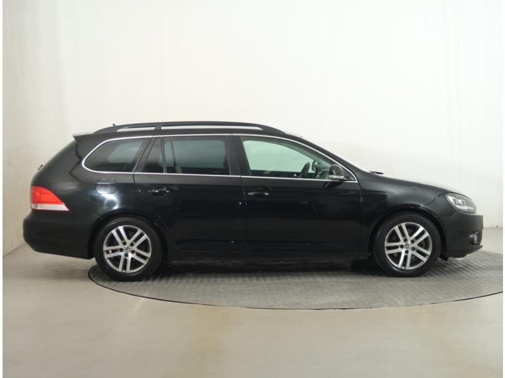 2010 Volkswagen GOLF - 6