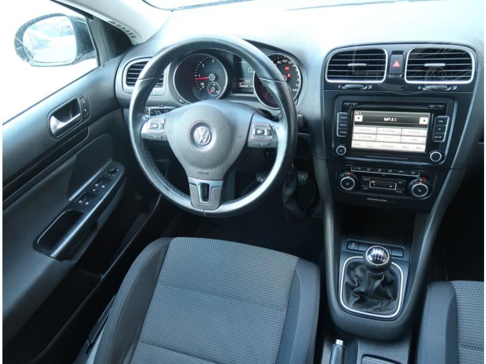 2010 Volkswagen GOLF - 7