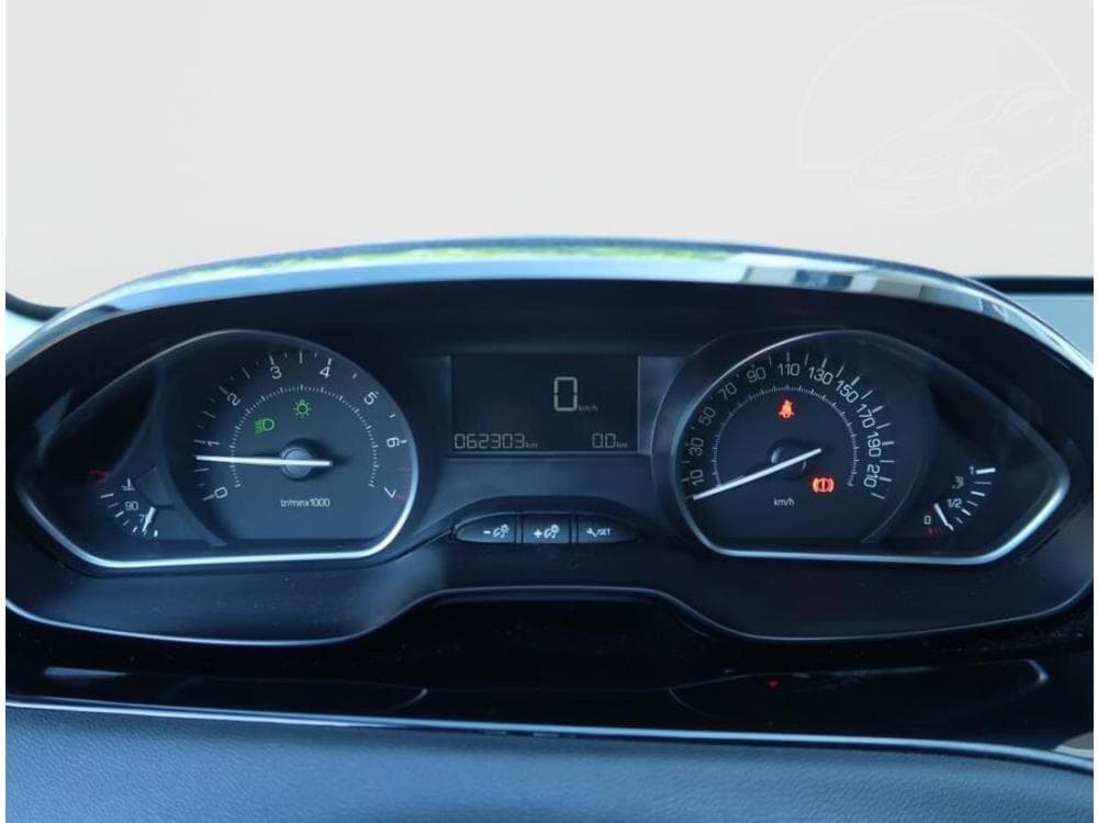 2018 Peugeot 208 - 21