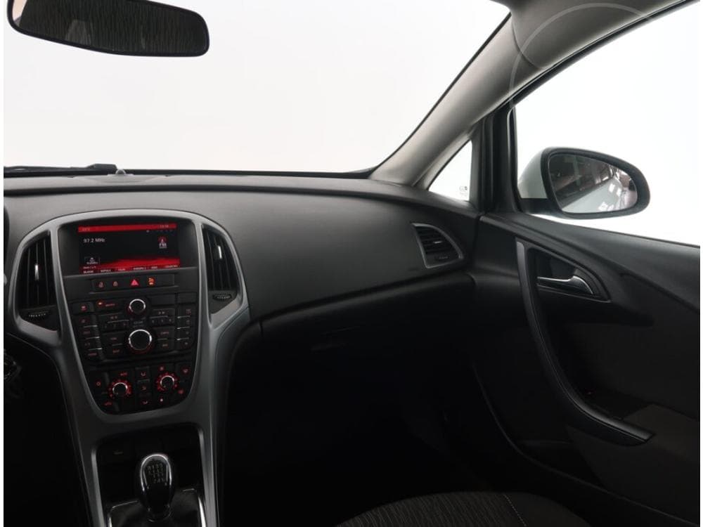 2015 Opel ASTRA - 15