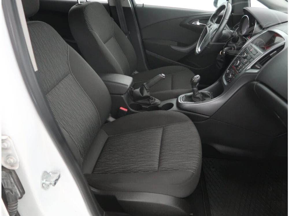2015 Opel ASTRA - 17