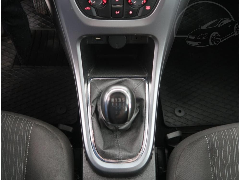 2015 Opel ASTRA - 25
