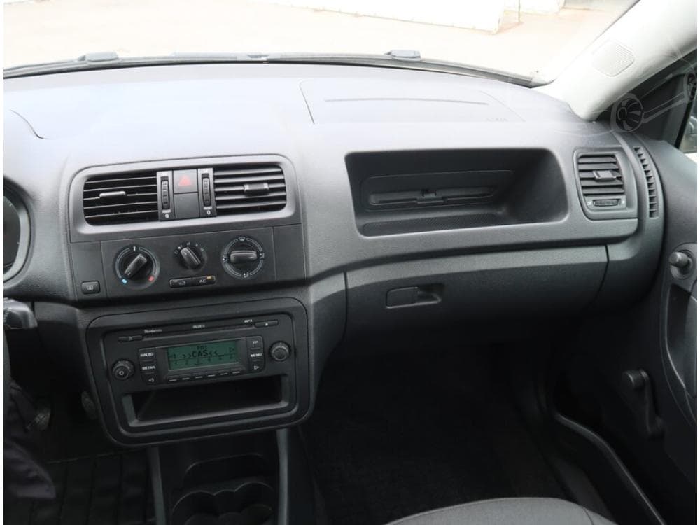 2011 Škoda FABIA - 15