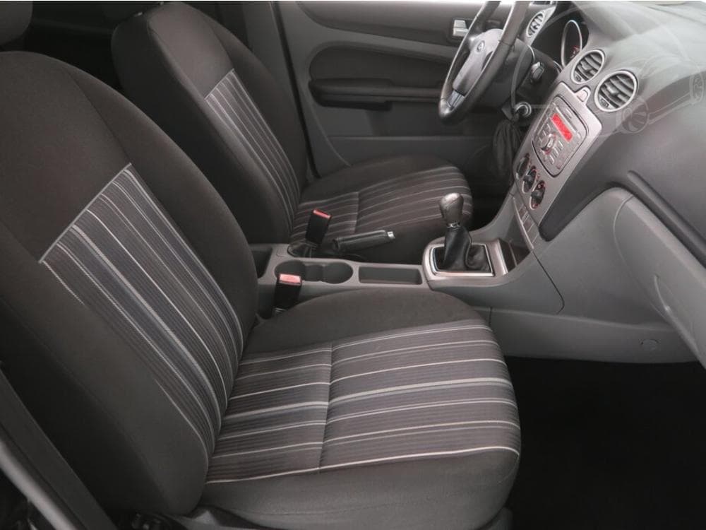 2008 Ford FOCUS - 25