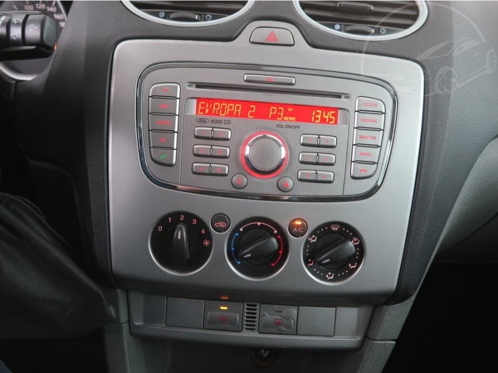 2008 Ford FOCUS - 34