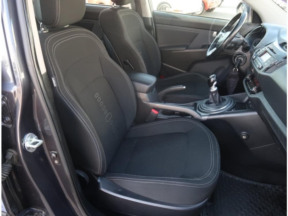 2011 Kia SPORTAGE - 17