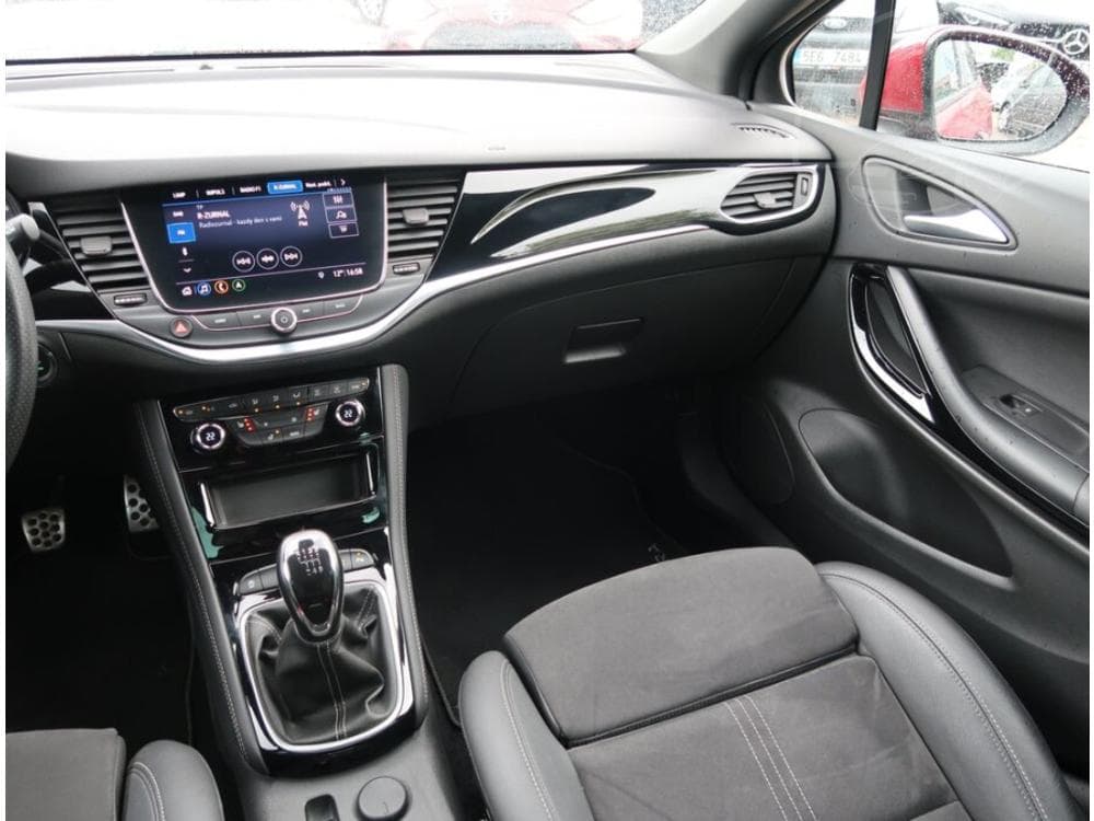 2020 Opel ASTRA - 8