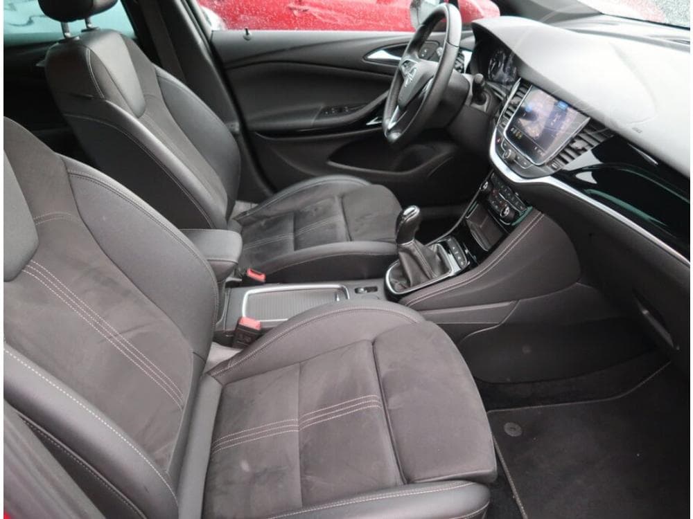 2020 Opel ASTRA - 9