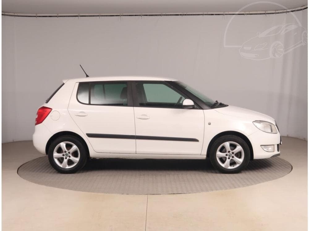 2012 Škoda FABIA - 11