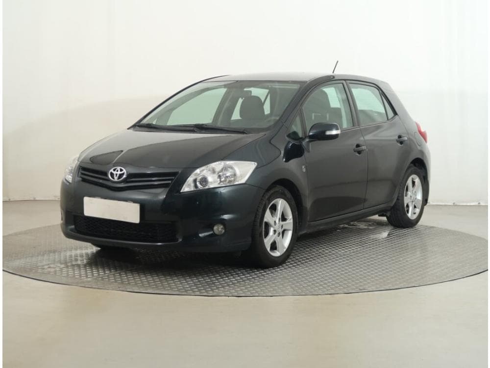 2011 Toyota AURIS - 2