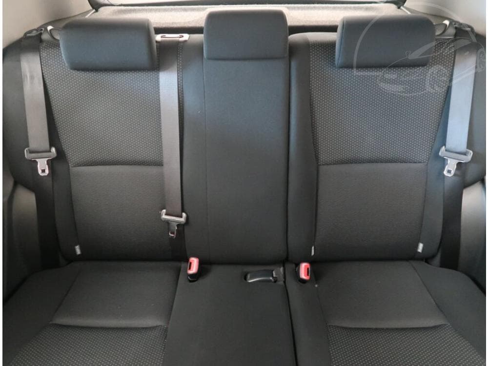 2011 Toyota AURIS - 10