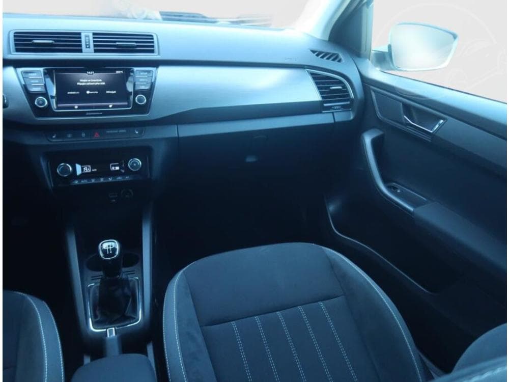 2021 Škoda FABIA - 6
