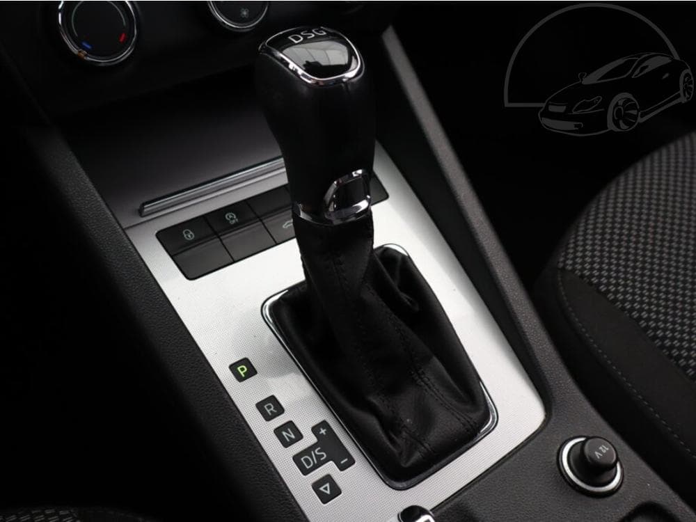 2014 Škoda OCTAVIA - 11
