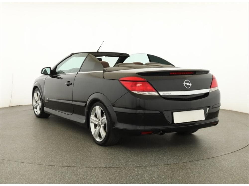 2010 Opel ASTRA - 7
