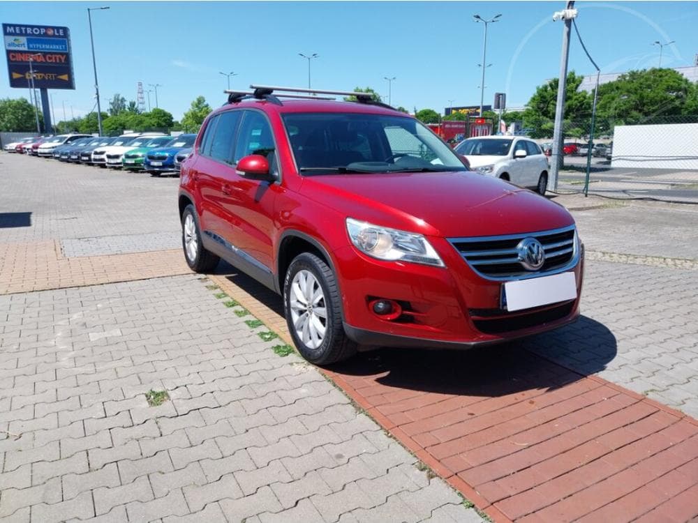 2010 Volkswagen TIGUAN