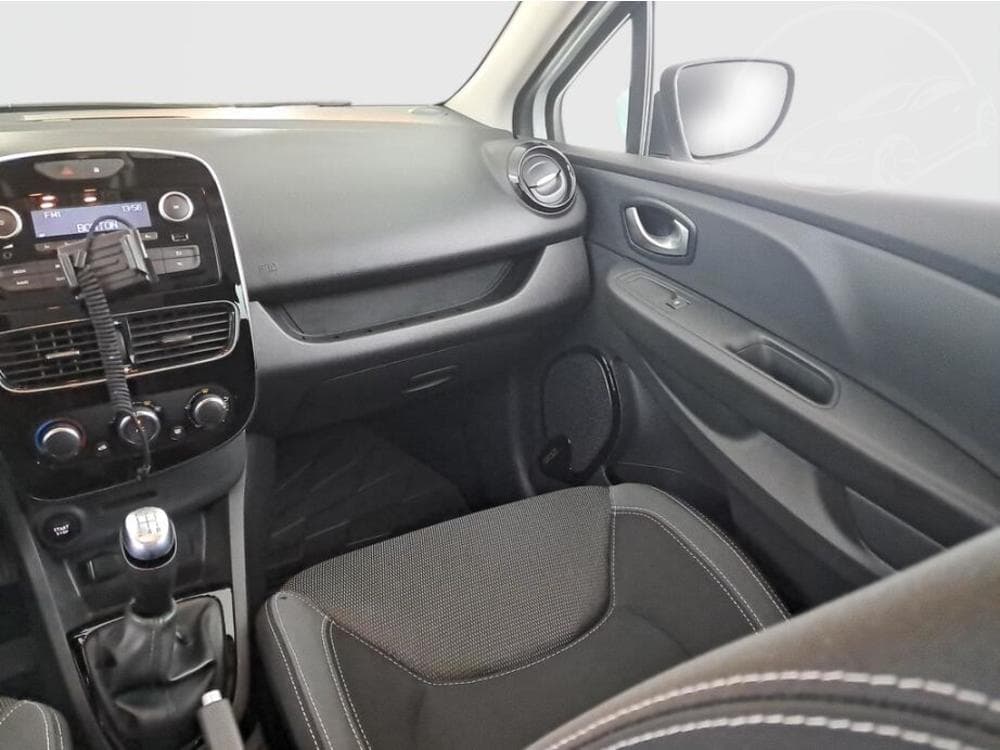 2019 Renault CLIO - 8