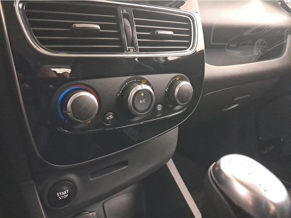2019 Renault CLIO - 14