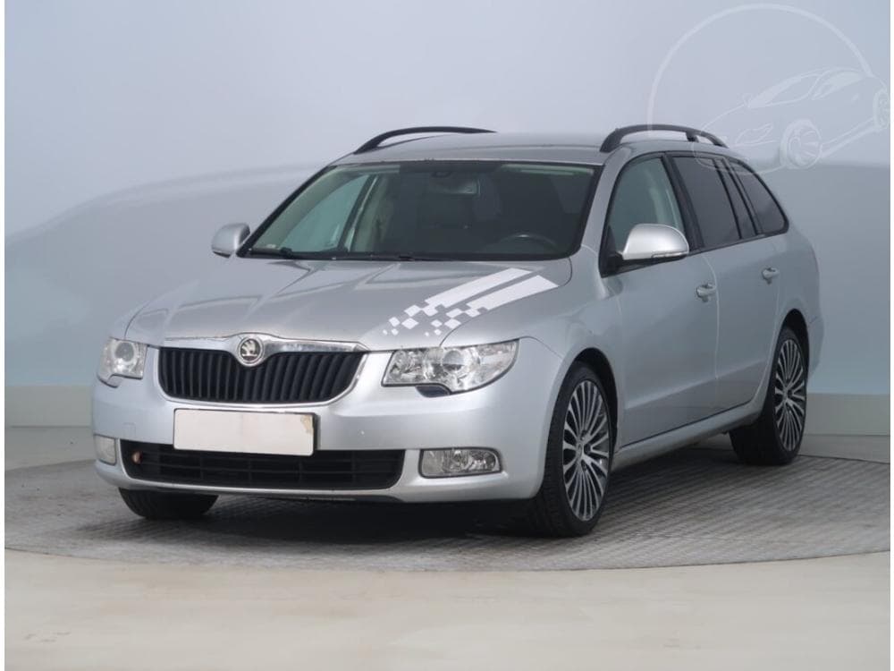 2011 Škoda SUPERB - 4
