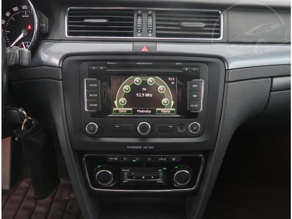 2011 Škoda SUPERB - 34