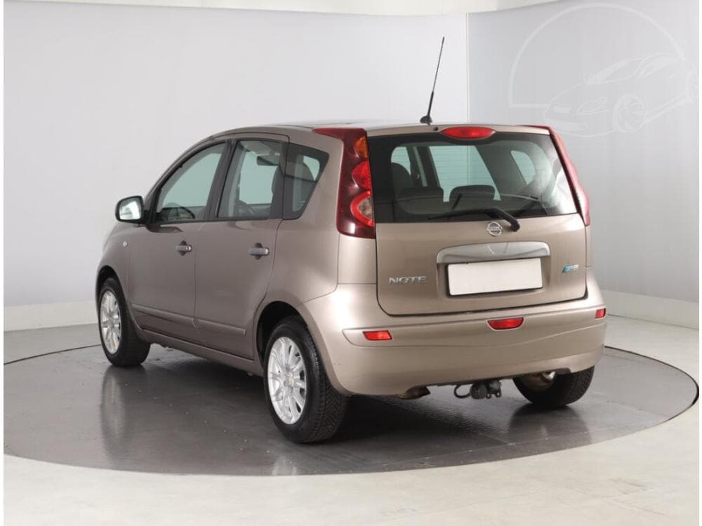 2011 Nissan NOTE - 10