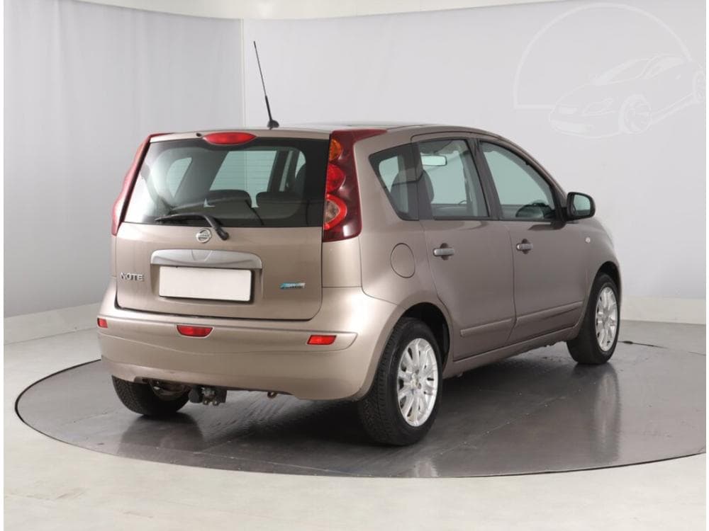 2011 Nissan NOTE - 13