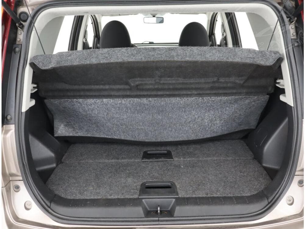 2011 Nissan NOTE - 37