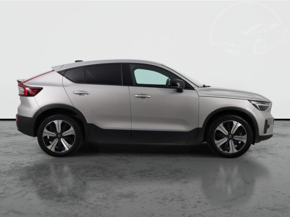 2022 Volvo C40 - 6